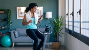 Read more about the article Six Smart Exercise Devices and Equipment for At-Home Workouts